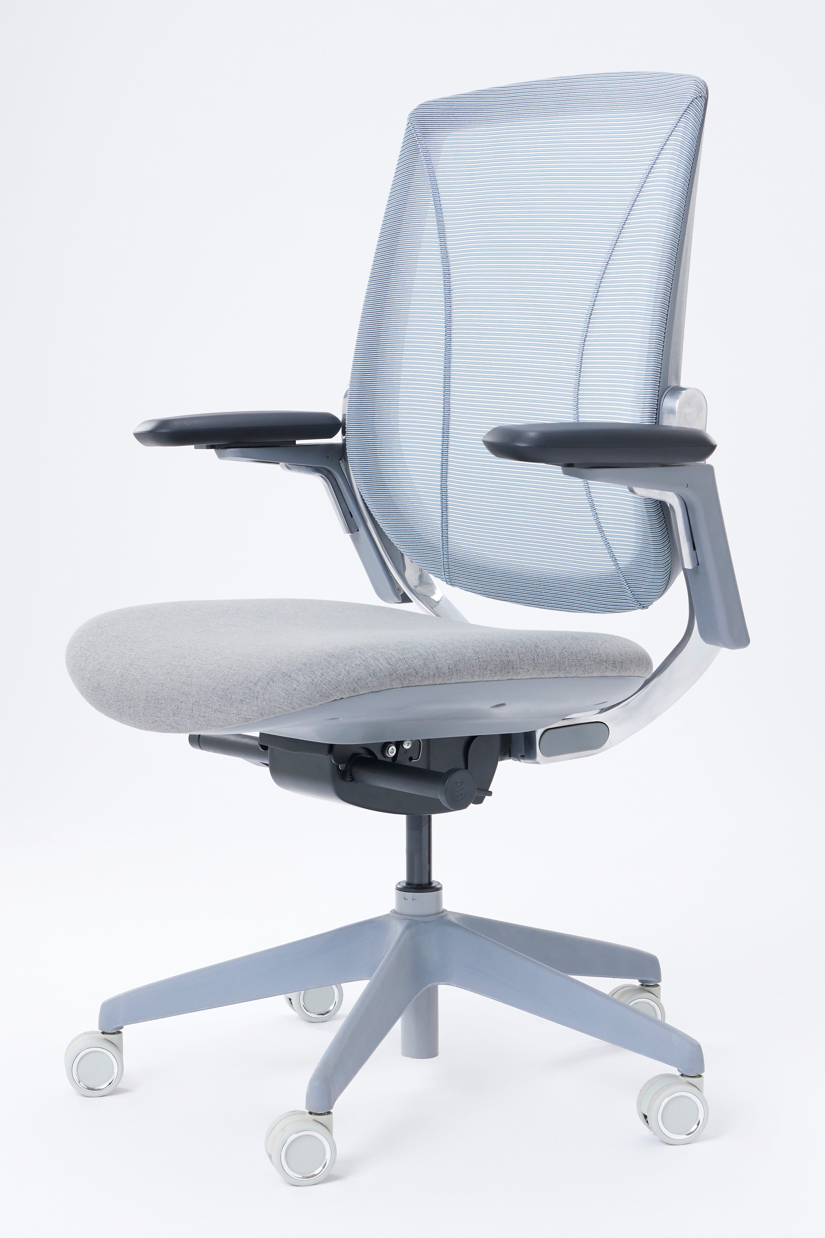 Q88 Mid Back